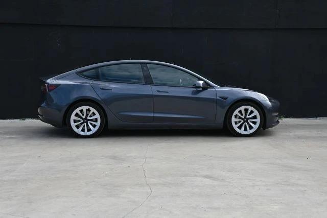 2023 Tesla Model 3 - Image 8 of 21