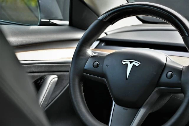 2023 Tesla Model 3 - Image 15 of 21