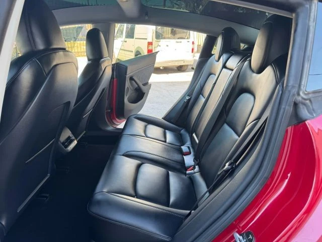 2023 Tesla Model 3 - Image 18 of 21