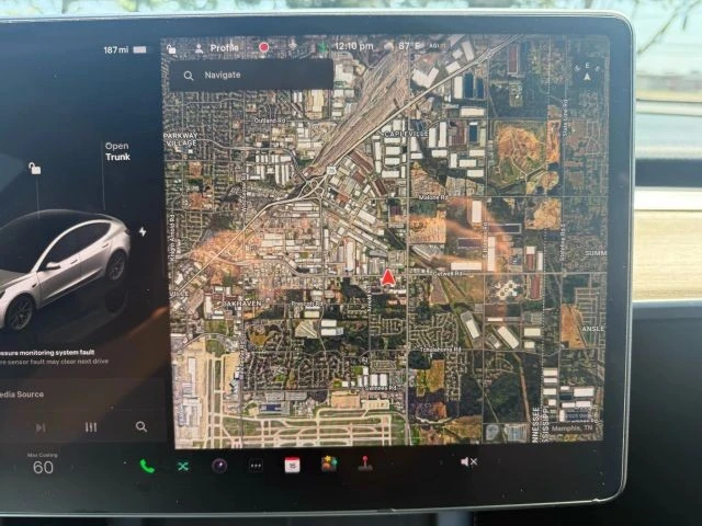 2023 Tesla Model 3 - Image 19 of 21
