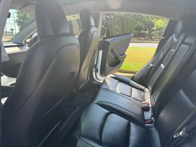 2023 Tesla Model 3 - Image 10 of 21