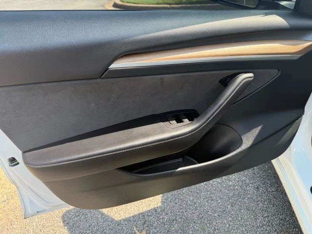 2023 Tesla Model 3 - Image 16 of 21
