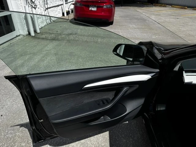 2023 Tesla Model 3 - Image 4 of 8