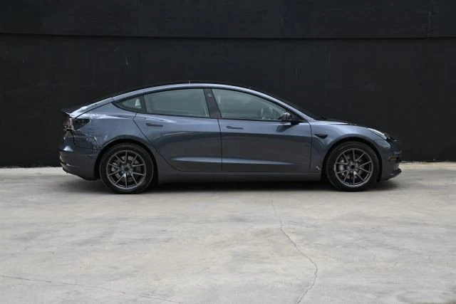 2023 Tesla Model 3 - Image 5 of 20