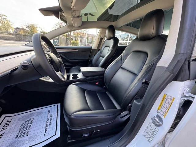 2023 Tesla Model 3 - Image 9 of 21