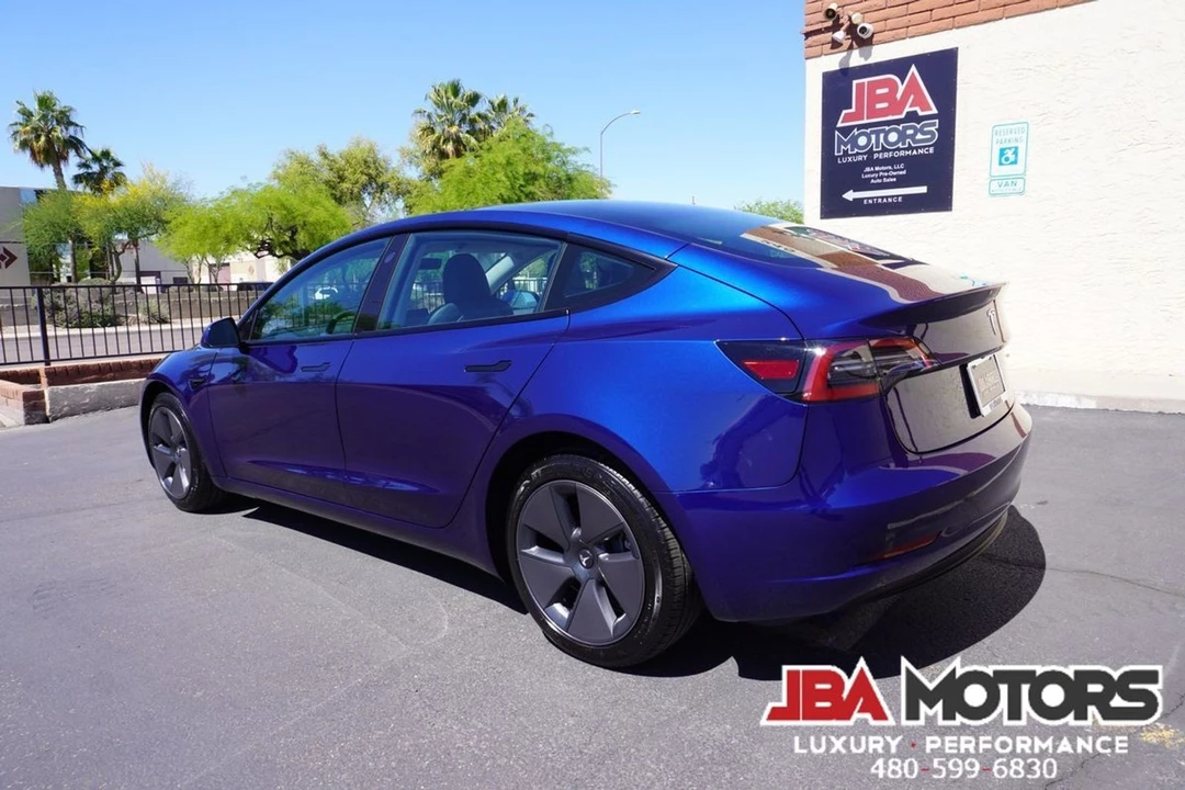 2023 Tesla Model 3 - Image 4 of 12