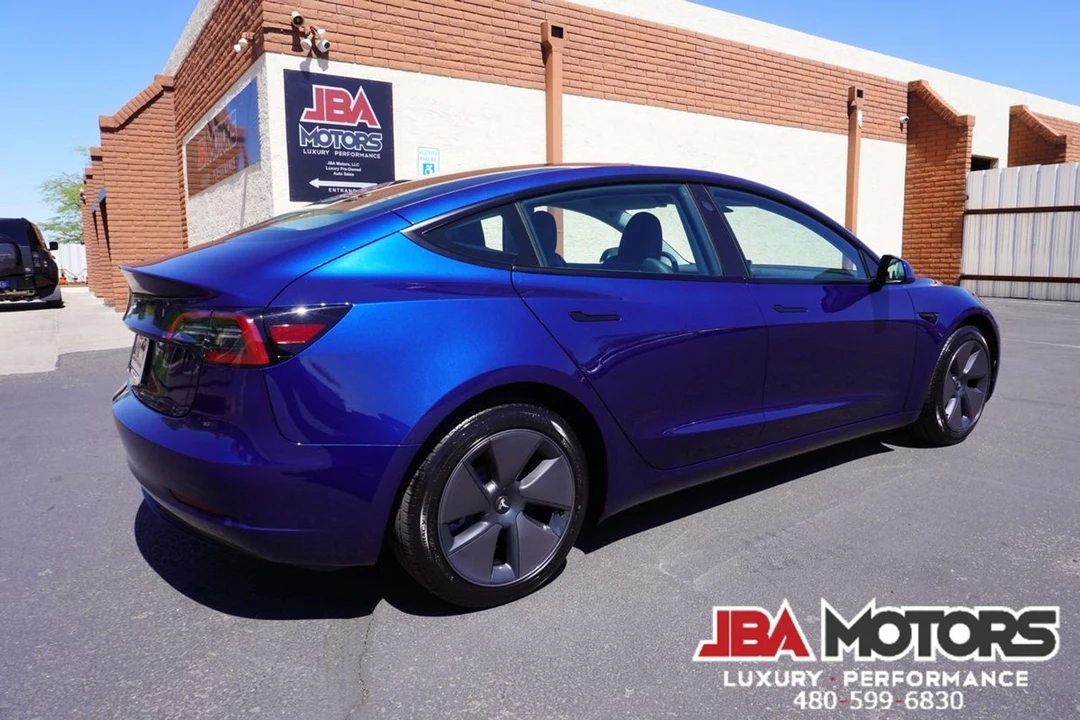 2023 Tesla Model 3 - Image 3 of 12