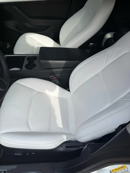 2023 Tesla Model 3 Performance - Image 14 of 15