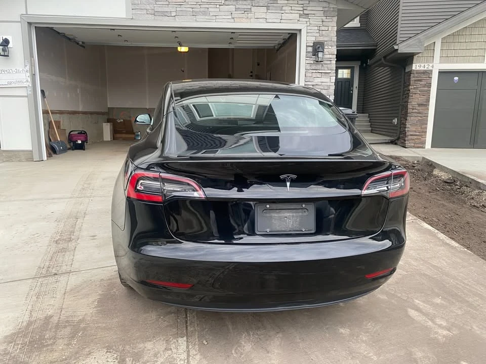 2023 Tesla Model 3 - Image 4 of 10