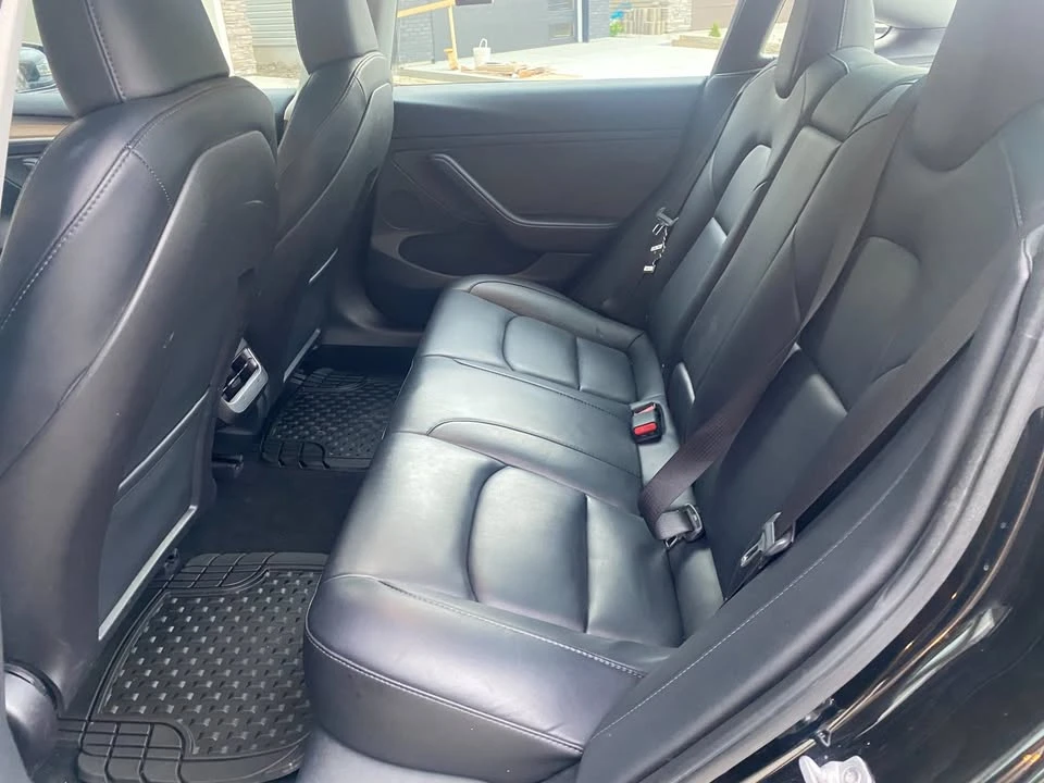 2023 Tesla Model 3 - Image 9 of 10
