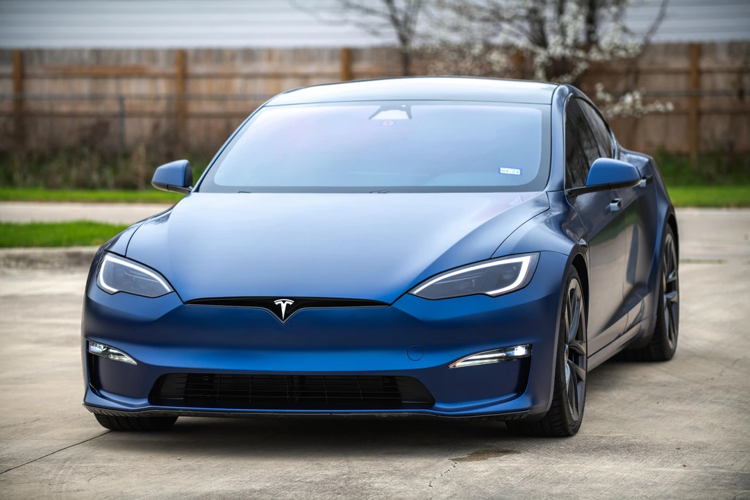 2023 Tesla Model S - Image 7 of 31