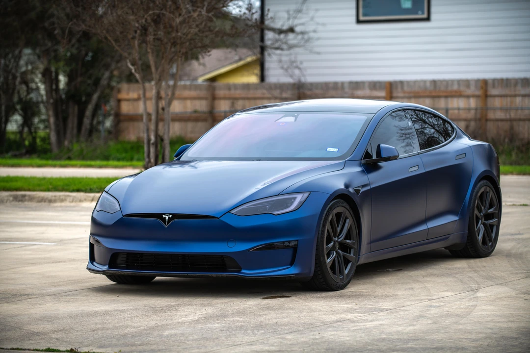 2023 Tesla Model S - Image 12 of 31