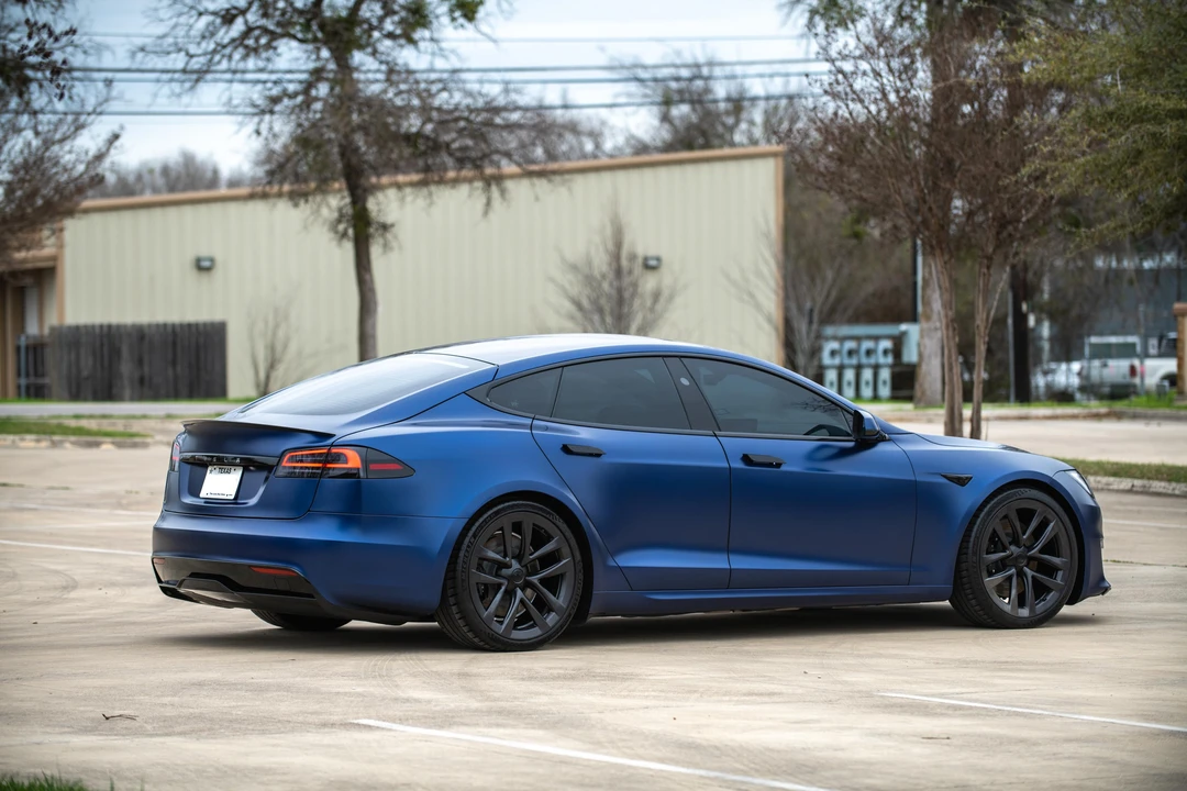 2023 Tesla Model S - Image 25 of 31