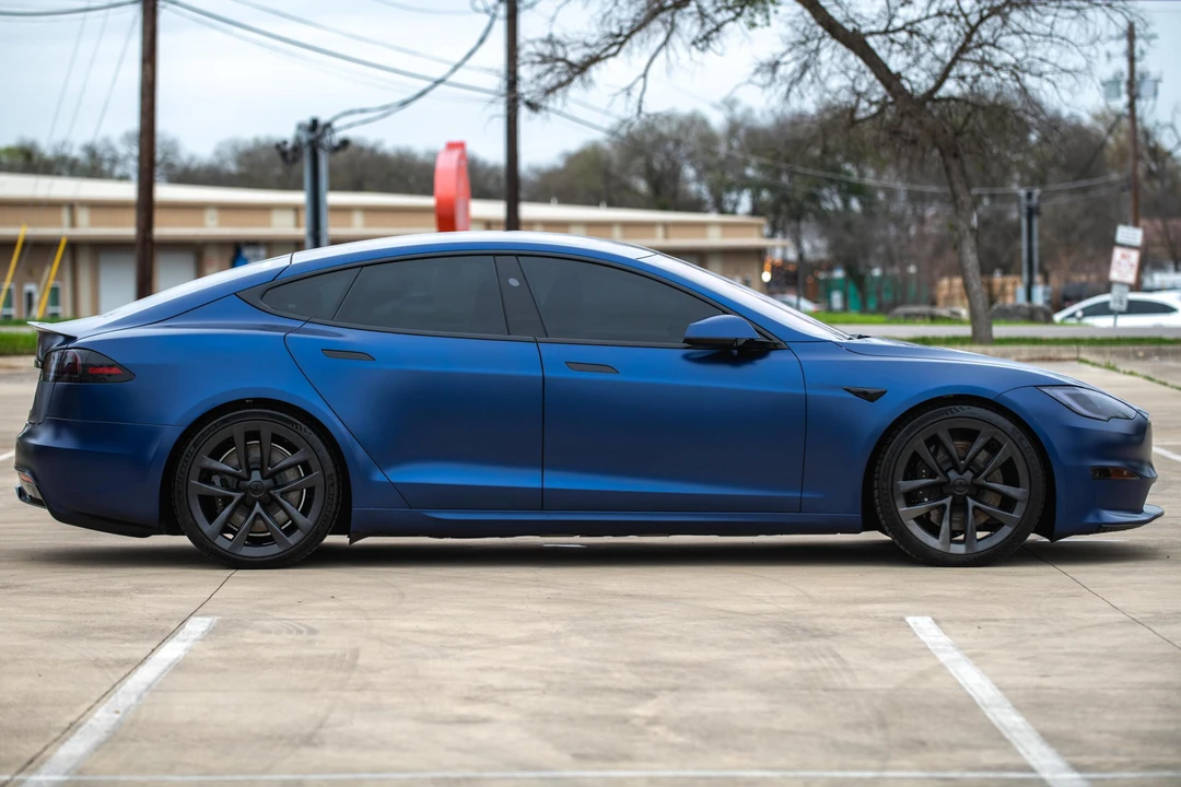 2023 Tesla Model S - Image 3 of 31