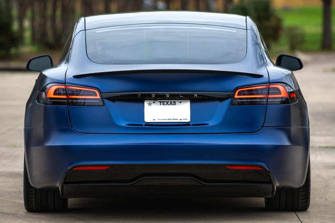 2023 Tesla Model S - Image 5 of 31