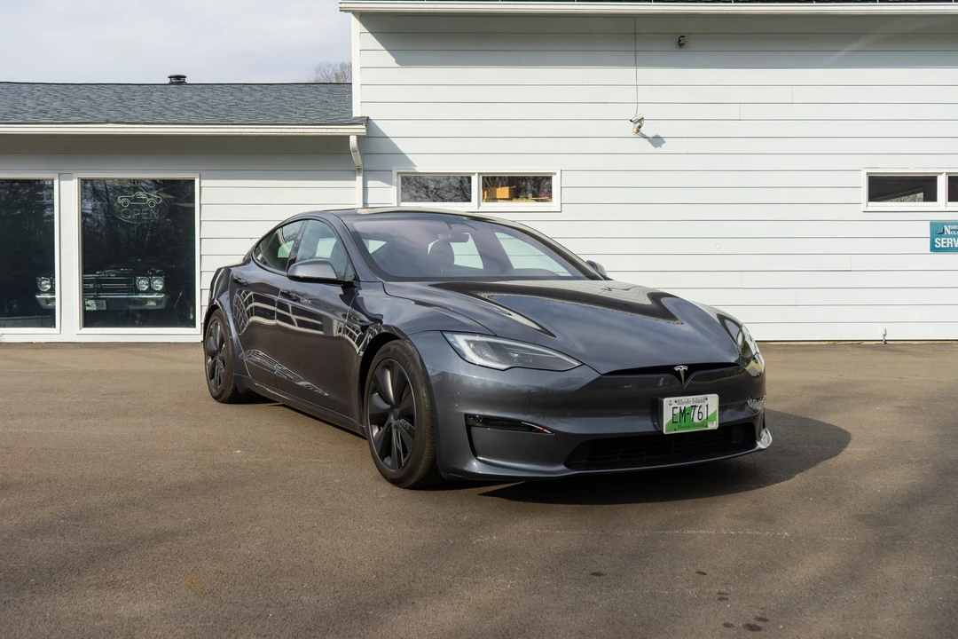 2023 Tesla Model S - Image 14 of 31