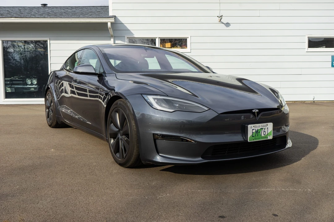 2023 Tesla Model S - Image 13 of 31