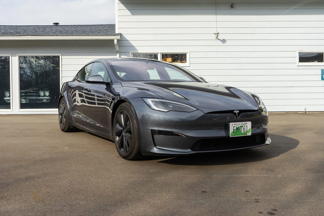 2023 Tesla Model S - Image 11 of 31