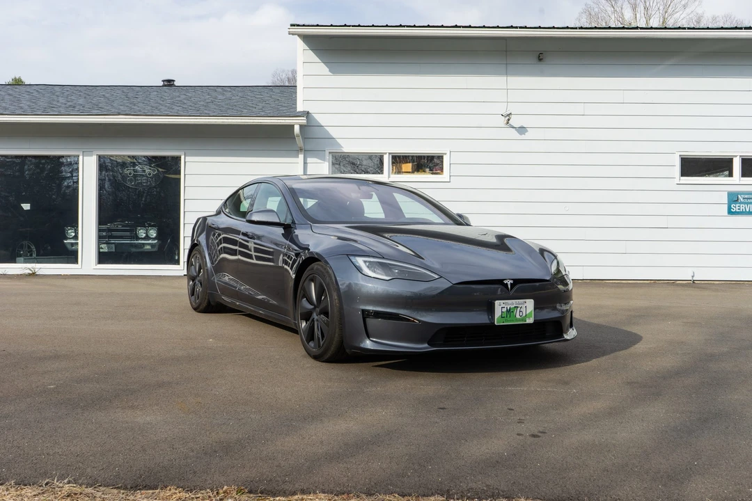 2023 Tesla Model S - Image 7 of 31