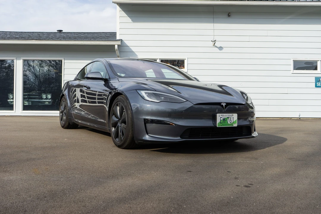 2023 Tesla Model S - Image 10 of 31