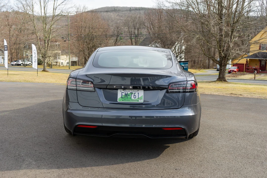 2023 Tesla Model S - Image 21 of 31