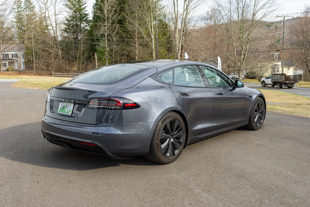 2023 Tesla Model S - Image 19 of 31