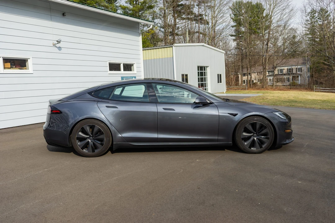 2023 Tesla Model S - Image 16 of 31
