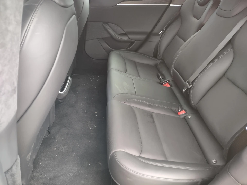 2023 Tesla Model S - Image 31 of 31