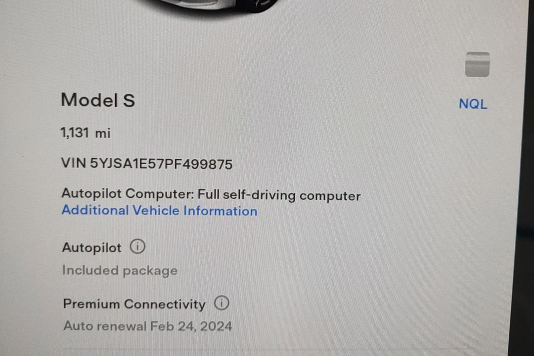 2023 Tesla Model S - Image 25 of 31