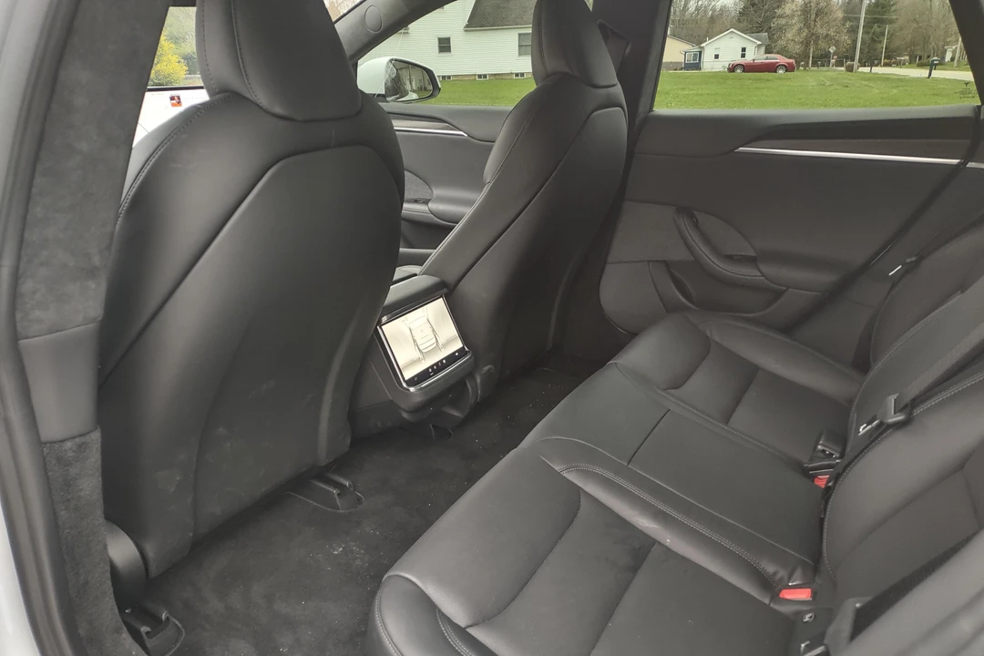 2023 Tesla Model S - Image 24 of 31