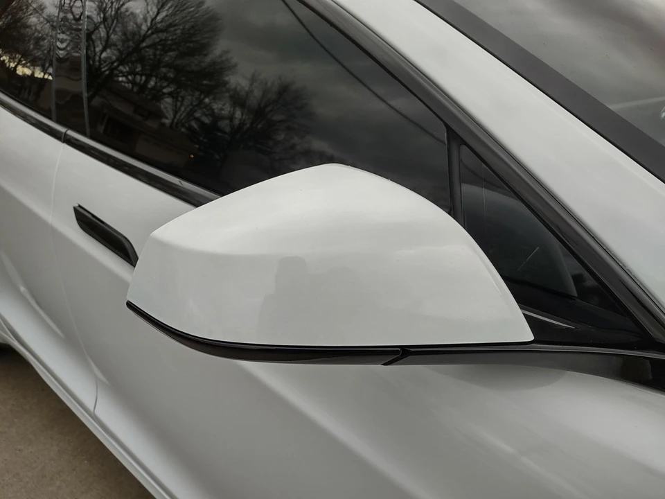 2023 Tesla Model S - Image 16 of 31