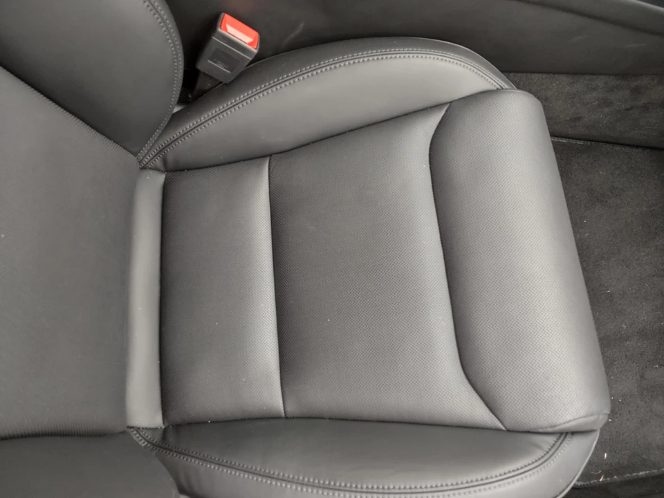 2023 Tesla Model S - Image 29 of 31