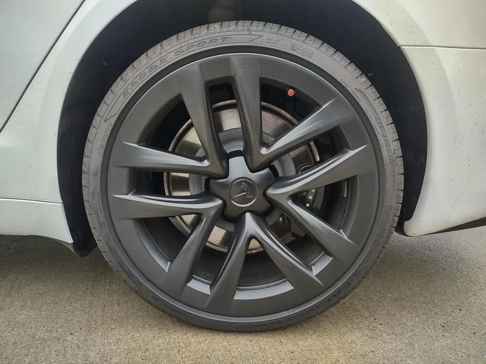 2023 Tesla Model S - Image 19 of 31