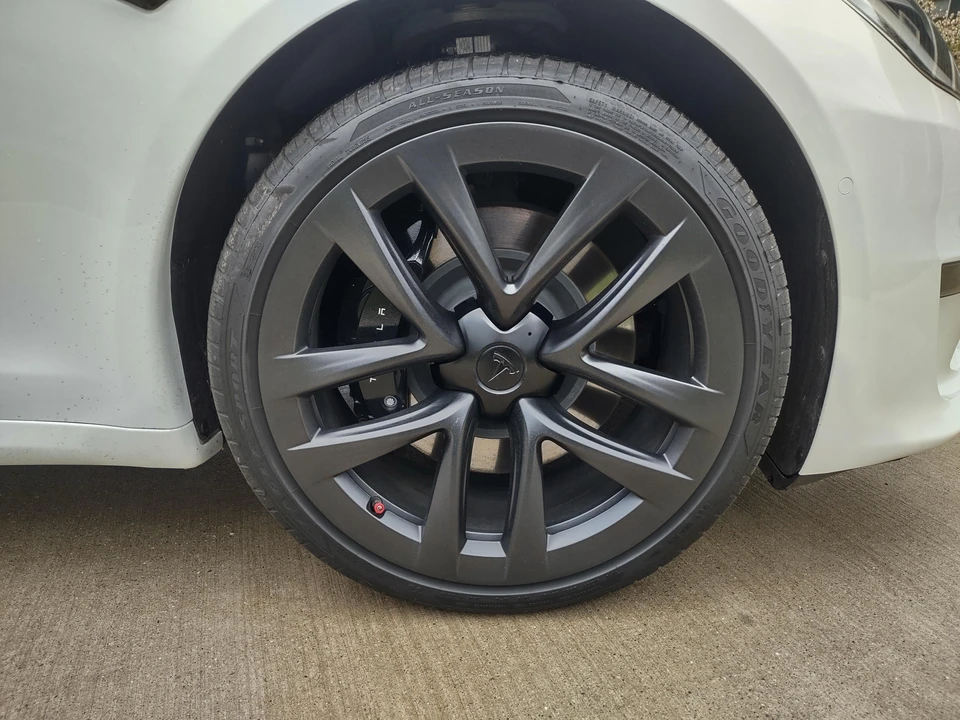 2023 Tesla Model S - Image 21 of 31