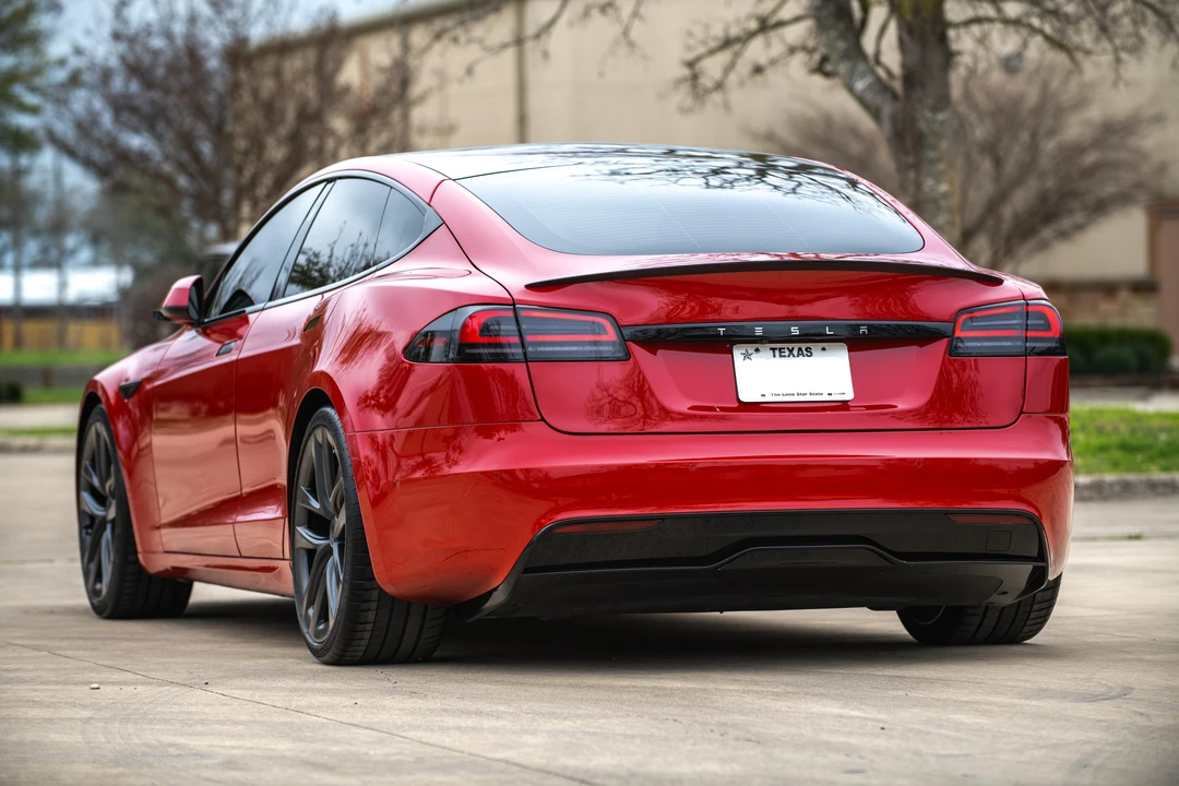 2023 Tesla Model S - Image 14 of 31