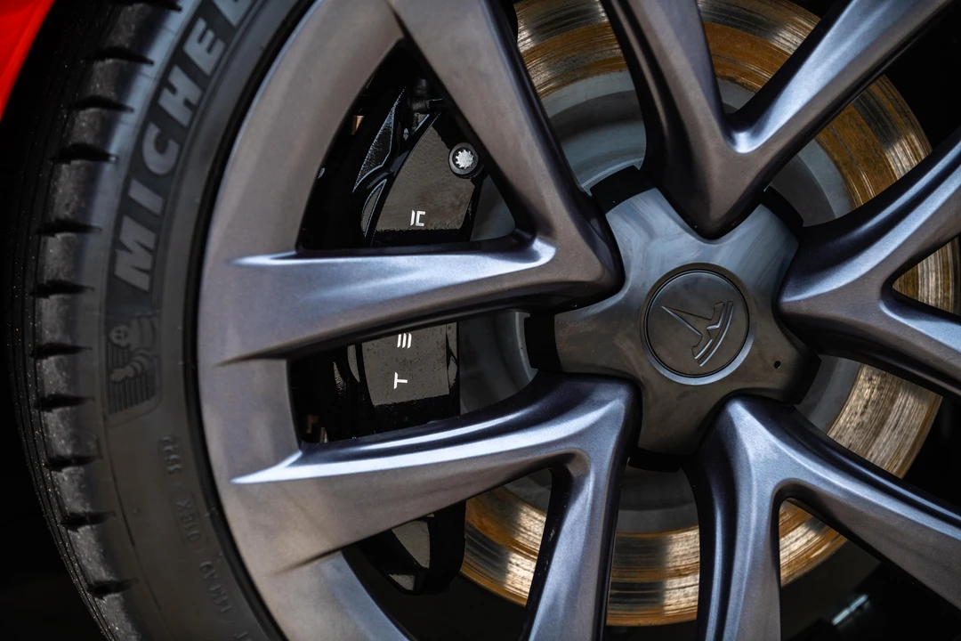 2023 Tesla Model S - Image 30 of 31