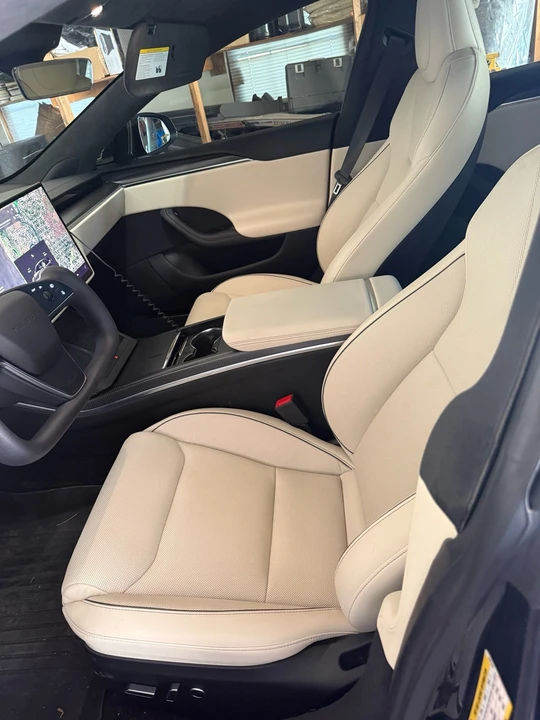 2023 Tesla Model S - Image 8 of 13