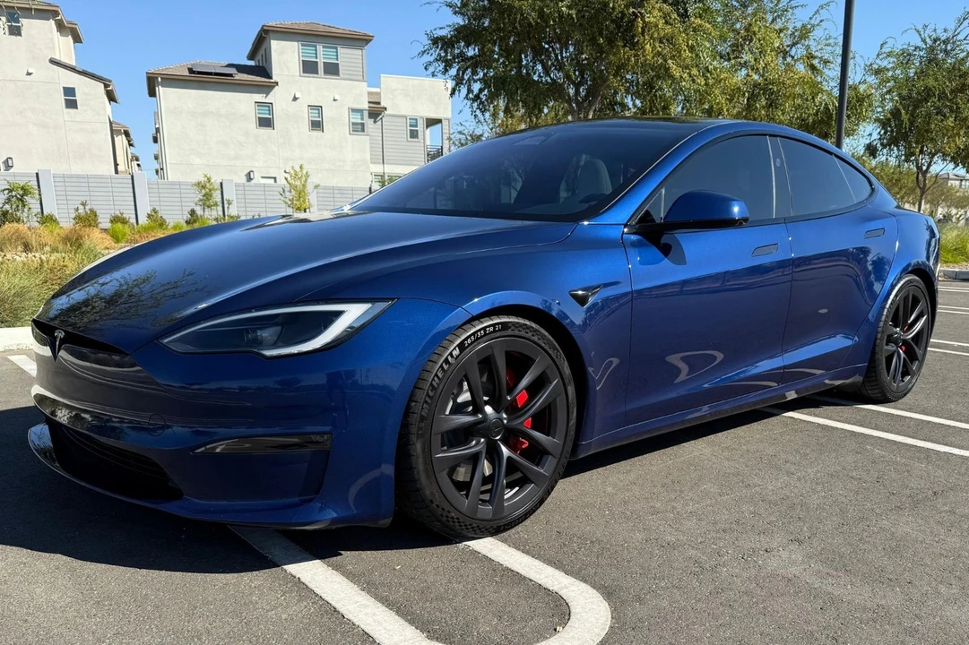 2023 Tesla Model S - Image 17 of 19
