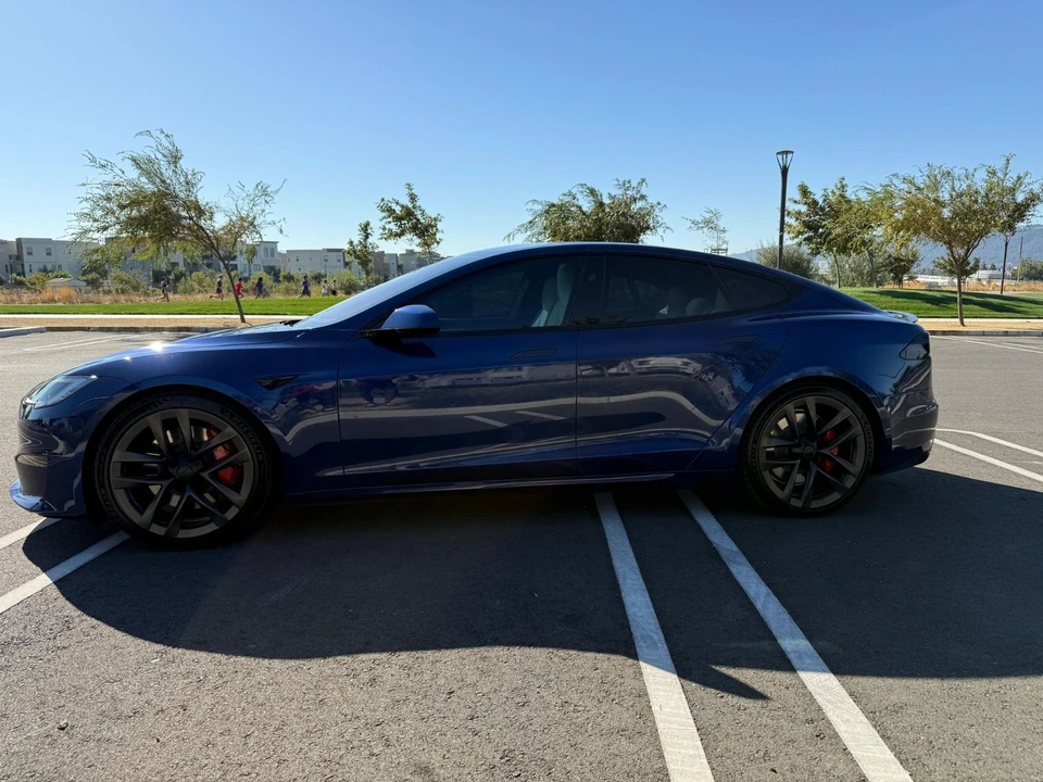 2023 Tesla Model S - Image 8 of 19