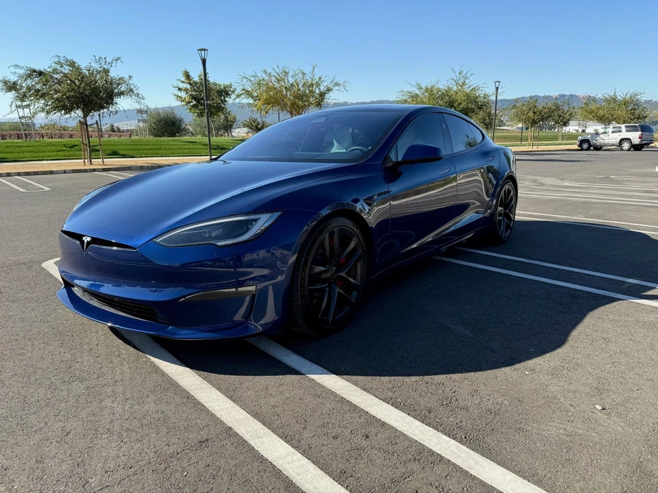 2023 Tesla Model S - Image 4 of 19