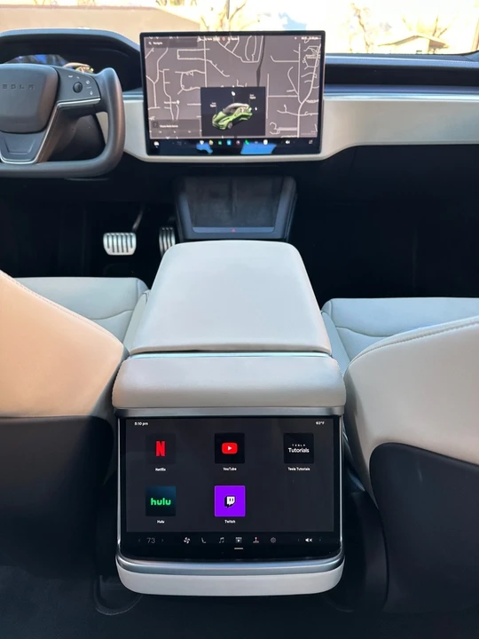 2023 Tesla Model S - Image 18 of 21