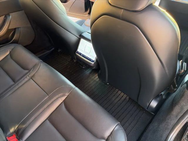 2023 Tesla Model S - Image 19 of 21
