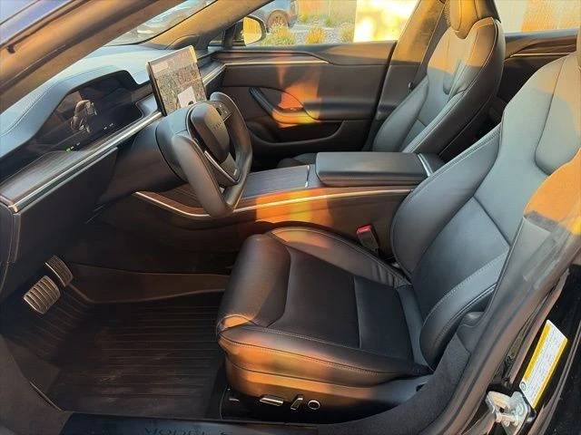 2023 Tesla Model S - Image 13 of 21