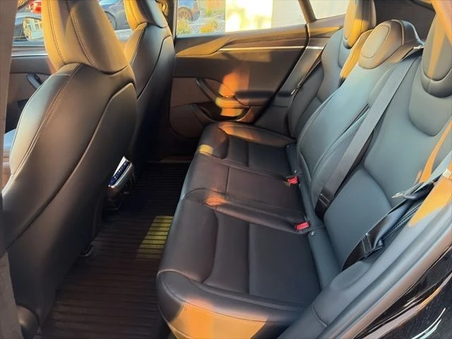 2023 Tesla Model S - Image 16 of 21