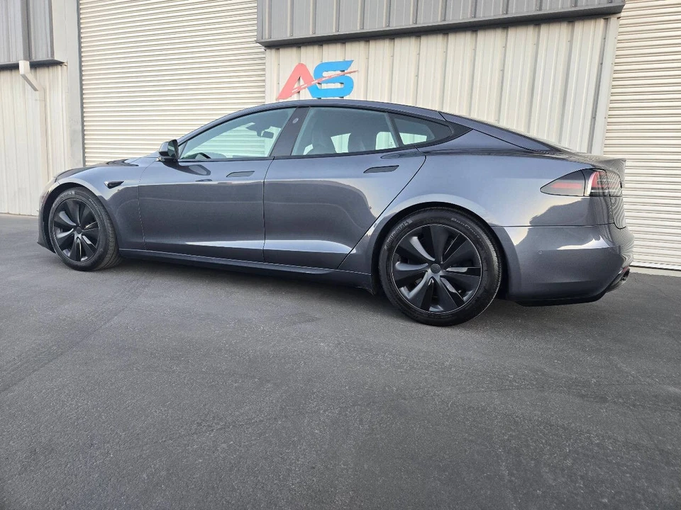 2023 Tesla Model S - Image 4 of 21