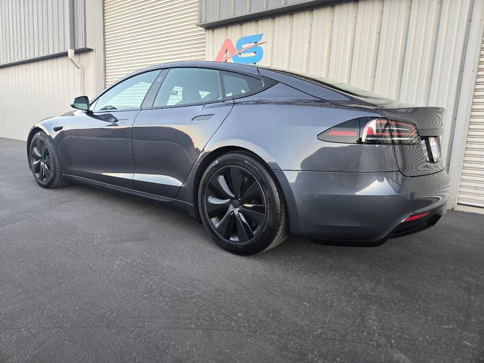 2023 Tesla Model S - Image 5 of 21
