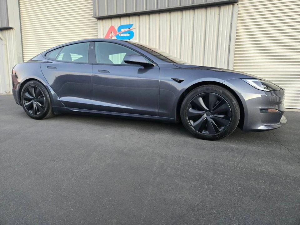 2023 Tesla Model S - Image 11 of 21