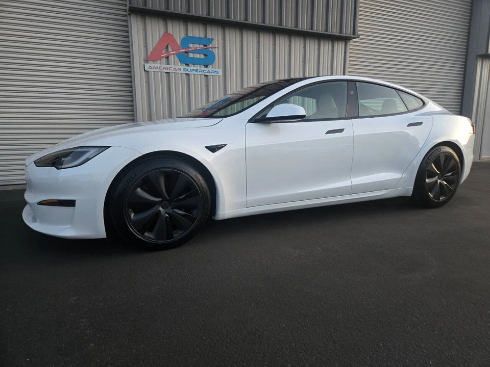 2023 Tesla Model S - Image 2 of 21