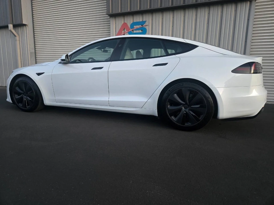 2023 Tesla Model S - Image 4 of 21