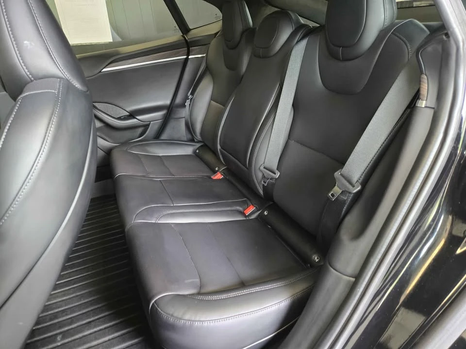 2023 Tesla Model S - Image 10 of 15